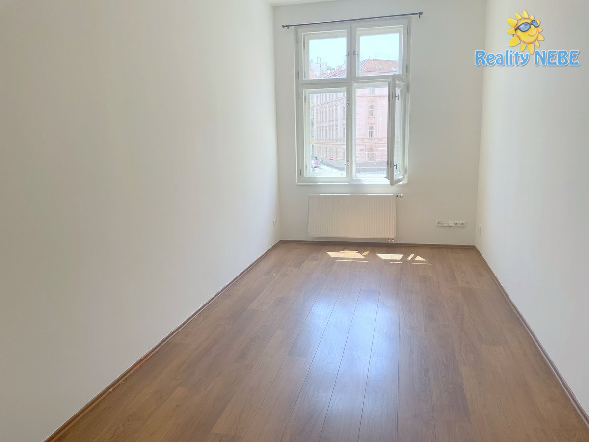 Pronájem bytu 1+kk 26m2 Praha Nuselská