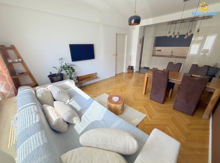 Pronájem bytu, 2+kk, 61 m²