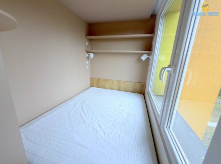 Pronájem bytu, 1+kk, 27 m²