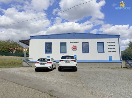 Pronájem komerčního objektu, administrativní budova, 368 m²