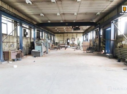 Pronájem skladu, 748 m²