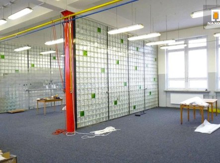 Pronájem skladu, 260 m²