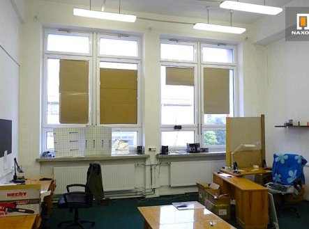 Pronájem skladu, 260 m²