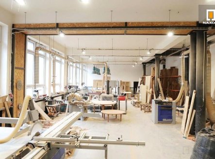 Pronájem výrobní prostory, 300 m²