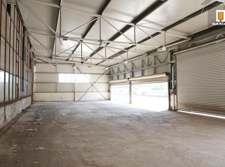 Pronájem skladu, 408 m²