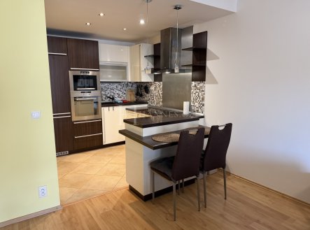 Pronájem bytu, 2+kk, 69 m²