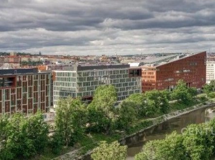 Pronájem kanceláře, 800 m²