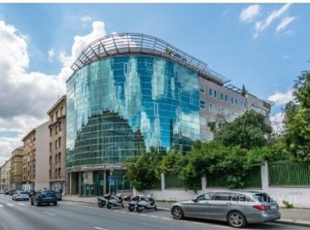 Pronájem kanceláře, 350 m²