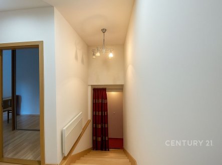 Pronájem bytu, 1+kk, 28 m²