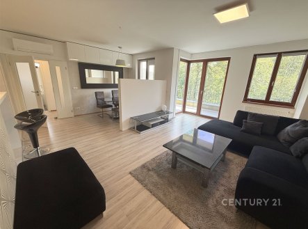 Pronájem bytu, 3+kk, 83 m²