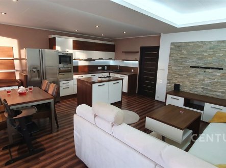 Pronájem bytu, 3+kk, 71 m² obrázek