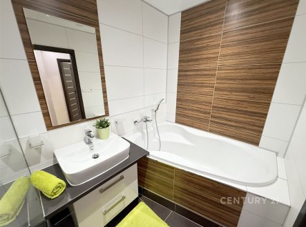 Pronájem bytu, 3+kk, 71 m²