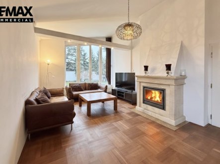Prodej domu/vily, 355 m²