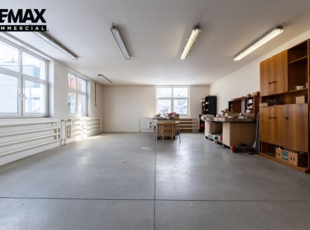 Prodej výrobní prostory, 1 337 m²
