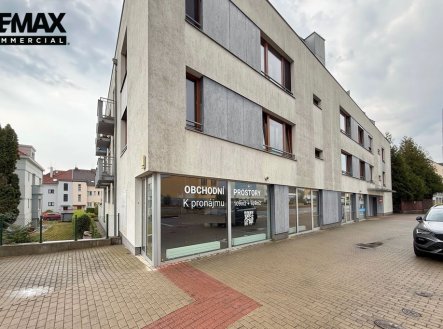 Pronájem obchodní prostory, 278 m²