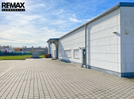 Prodej skladu, 930 m²