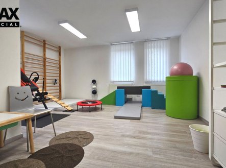 Pronájem jiné komerční nemovitosti, 154 m²