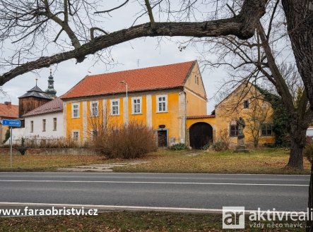Prodej domu/vily, 480 m² obrázek