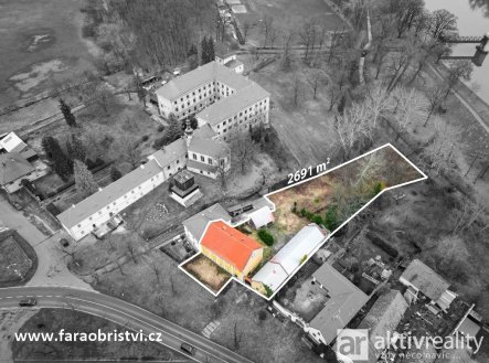 Prodej domu/vily, 480 m²