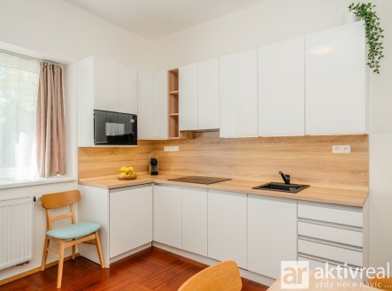 Pronájem bytu, 2+kk, 38 m²