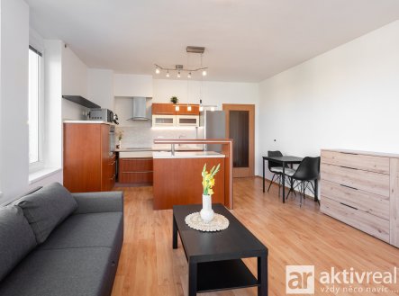 Pronájem bytu, 3+kk, 70 m²