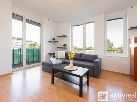 Pronájem bytu, 3+kk, 70 m²
