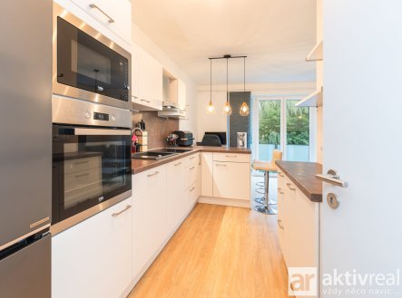 Pronájem bytu, 2+kk, 54 m²