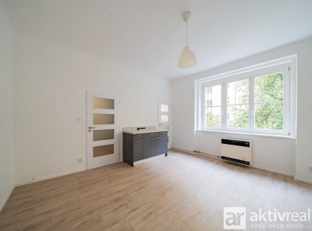 Pronájem bytu, 2+1, 41 m²