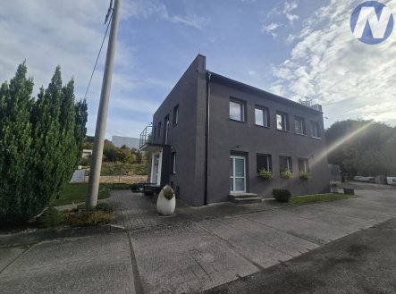 Pronájem kanceláře, 120 m²