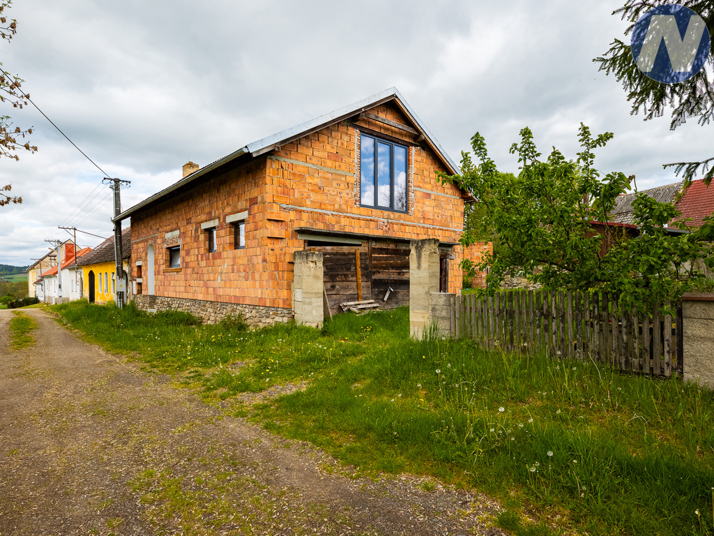 pana8530-hdr.jpg