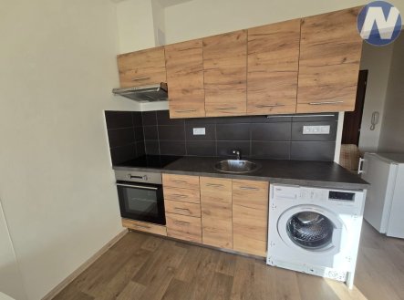 Pronájem bytu, 1+kk, 27 m²