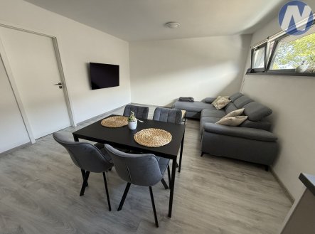 Pronájem bytu, 2+kk, 55 m²