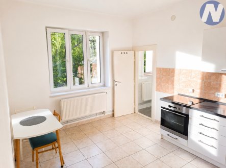 Pronájem bytu, 2+1, 74 m²