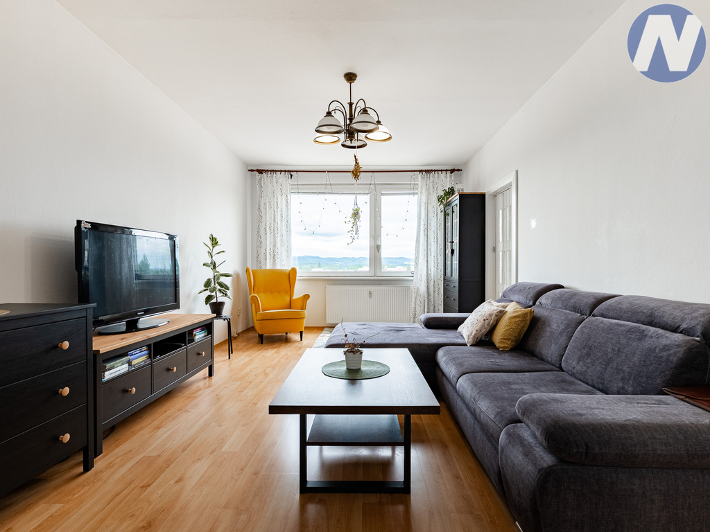 pana5040-hdr-1.jpg
