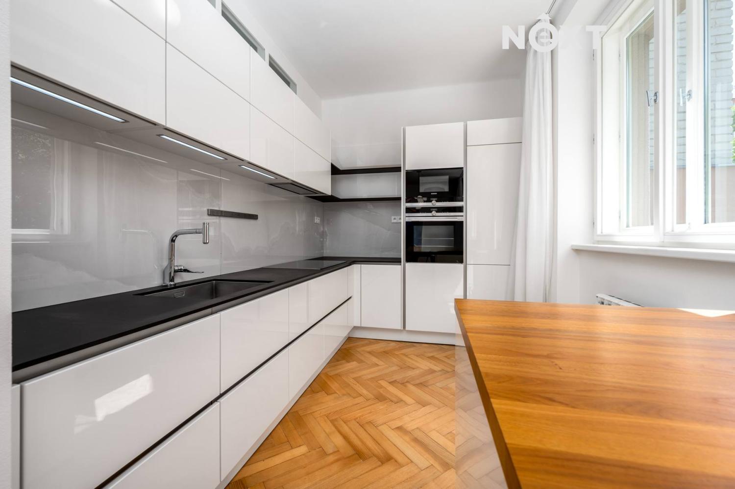 Pronájem byt 2+kk, 64㎡