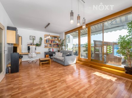 Pronájem bytu, 2+kk, 72 m²