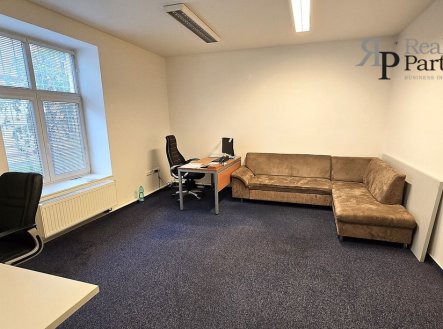 Pronájem kanceláře, 87 m² obrázek
