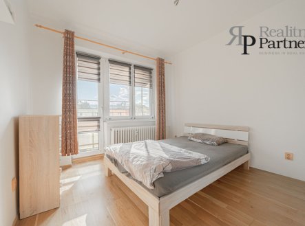 Pronájem bytu, 4+kk, 80 m²