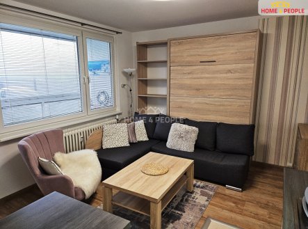 Pronájem bytu, 1+kk, 34 m²