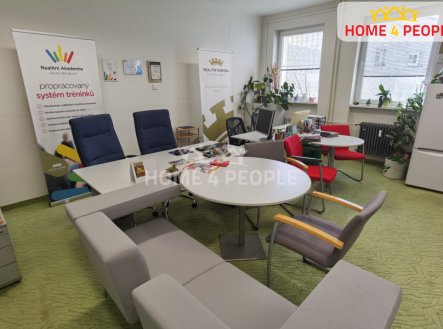 Pronájem obchodní prostory, 42 m²
