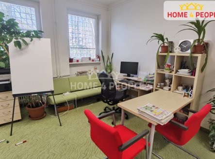 Pronájem obchodní prostory, 42 m²