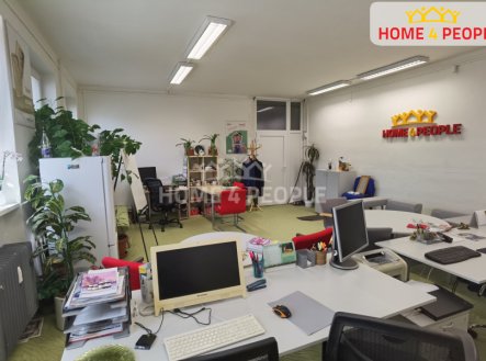 Pronájem obchodní prostory, 42 m²