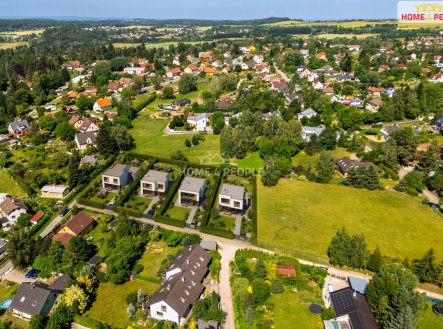 Prodej pozemku pro bydlení, 1 233 m²