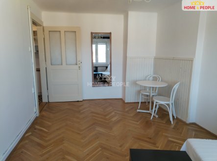 Pronájem bytu, 2+1, 50 m²