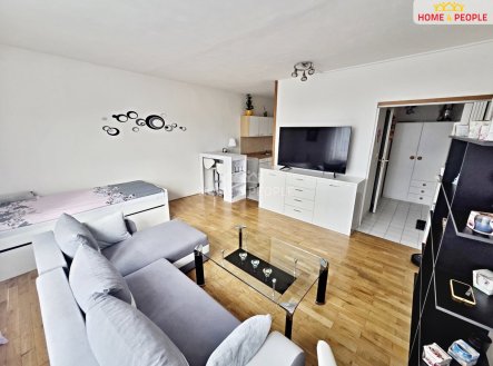Pronájem bytu, 1+kk, 31 m² obrázek