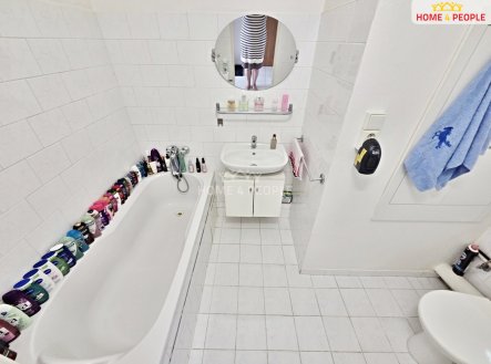 Pronájem bytu, 1+kk, 31 m²