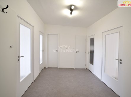 Pronájem bytu, 3+1, 74 m²