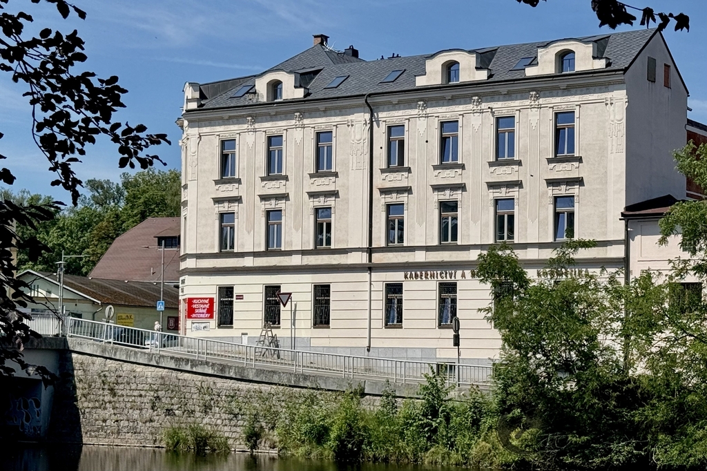 foto-turnov440-1.jpeg