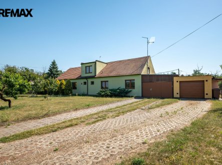 1.jpg | Prodej - dům/vila, 220 m²