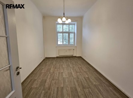 Pronájem bytu, 1+1, 33 m²
